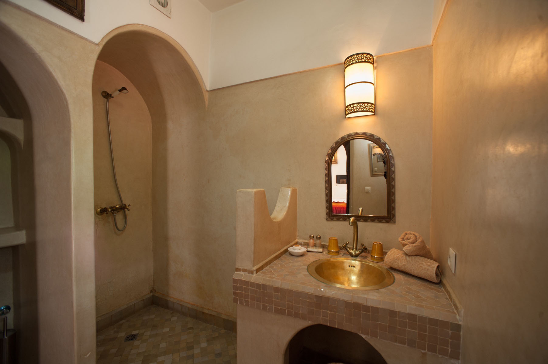 CHAMBRES & SUITES